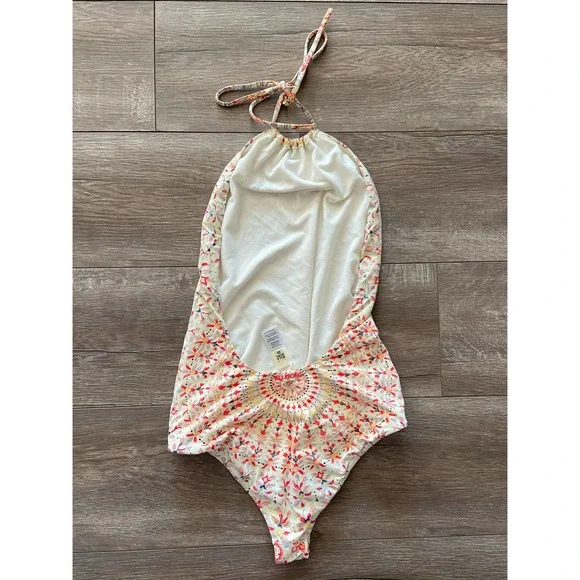 ❌ SOLD ❌ Billabong Paisley Paradise One Piece Swimsuit - Picture 5 of 7